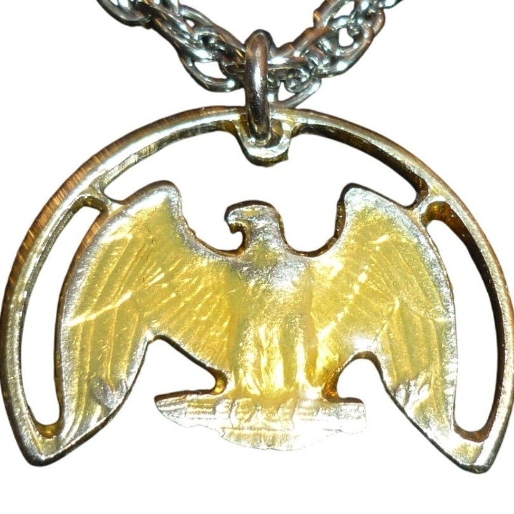 Vintage Eagle Pendant Necklace Gold Silver Tone Patriotic Americana Coin Cut Out